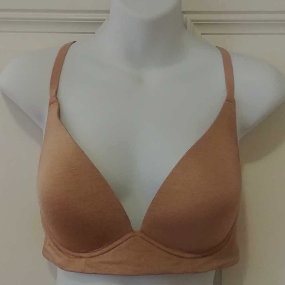 Adore Me Padded Wireless Sports Bra